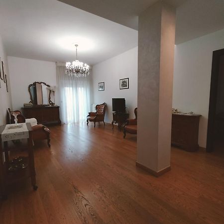 Bari 68 - Comfort Moderno & Fascino Antico Екстериор снимка